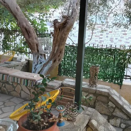 Casa Nonna Traditional Ozias